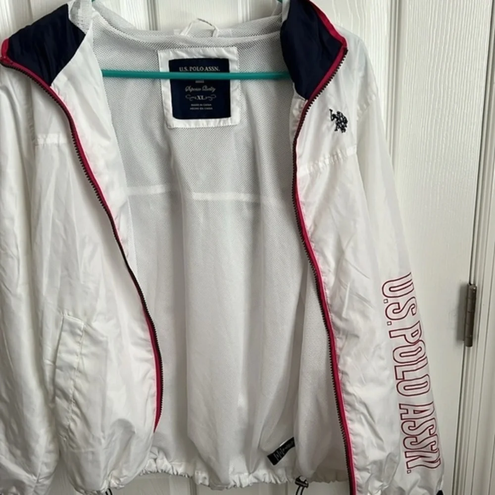 US Polo Assn White Windbreaker Jacket Full Zip Lightweight XL - Picture 9 of 9